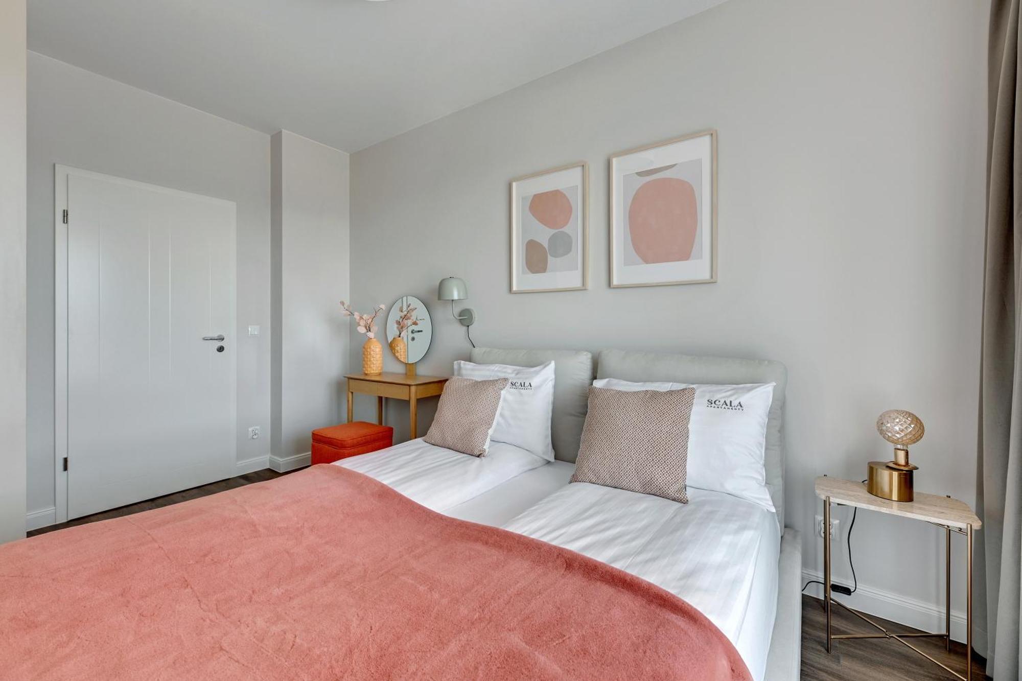 Scala City Center Apartments With Parking By Lion Apartments กดัญสก์ ภายนอก รูปภาพ