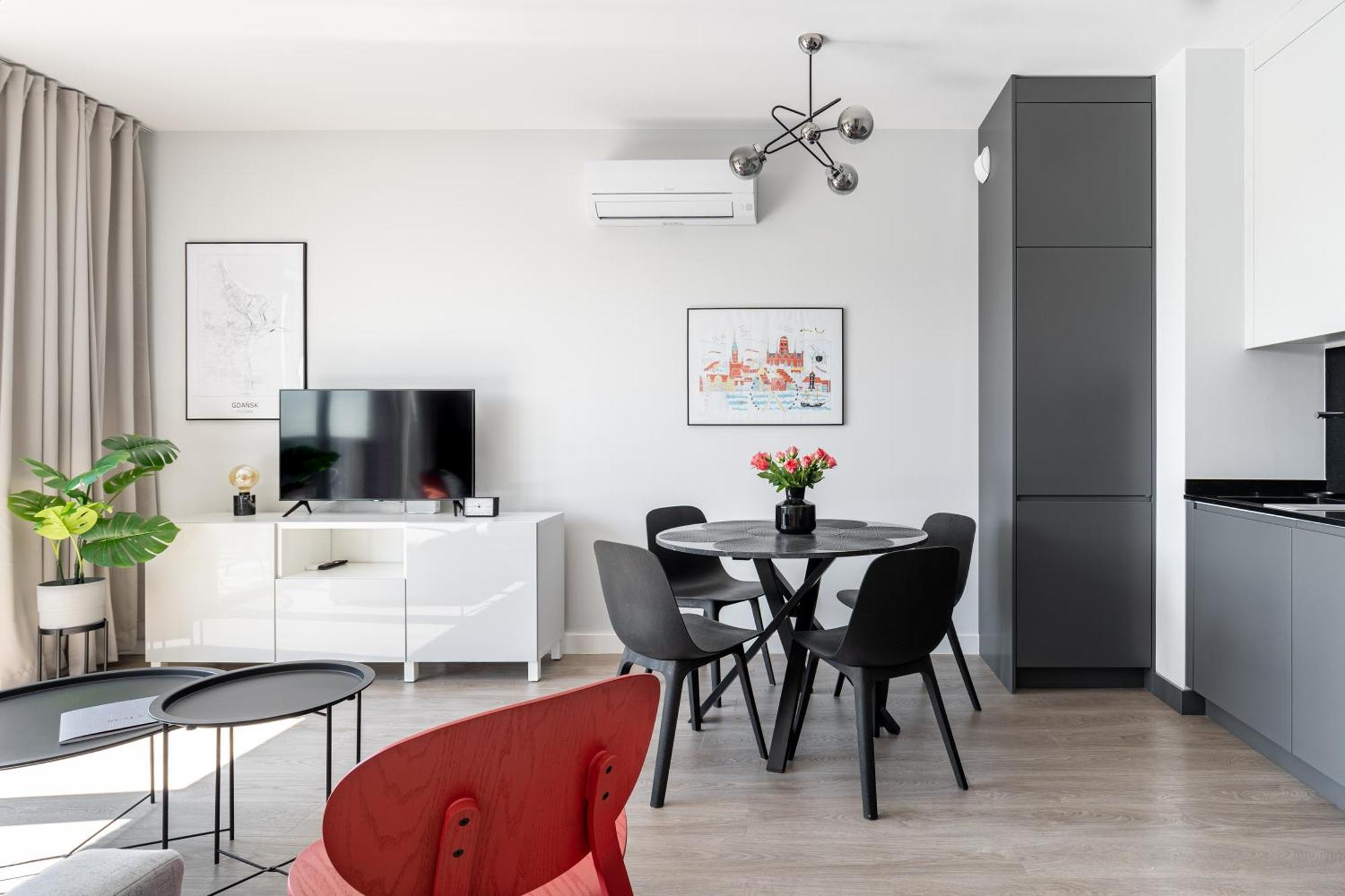 Scala City Center Apartments With Parking By Lion Apartments กดัญสก์ ภายนอก รูปภาพ